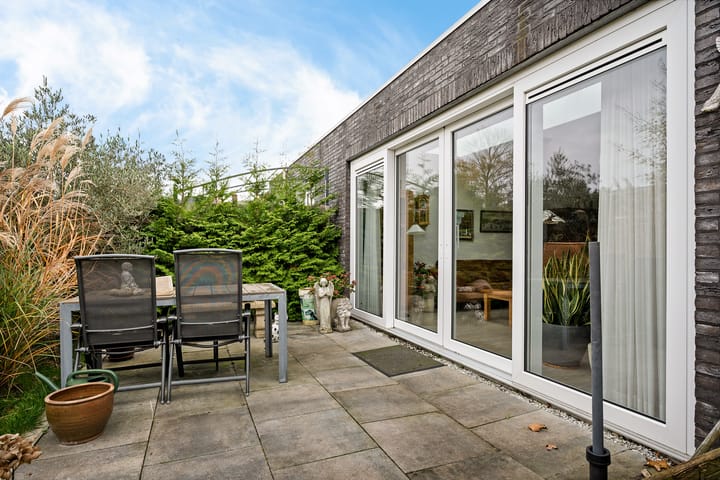 Photo 29 of van Loonstraat 1-C