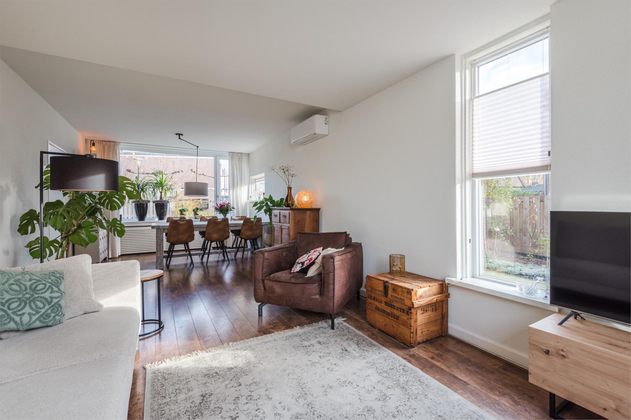 Photo 6 of Van Goghstraat 1