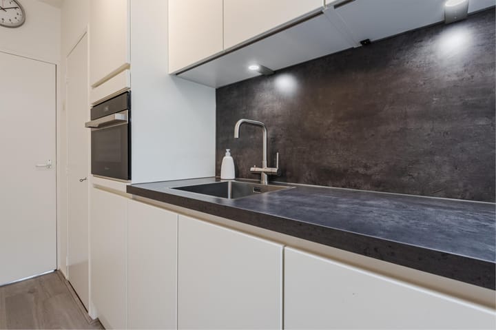 Photo 14 of Van Goghstraat 1