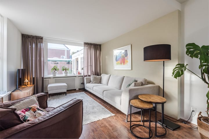 Photo 7 of Van Goghstraat 1