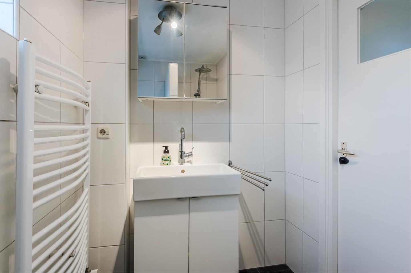 Photo 25 of Van Goghstraat 1