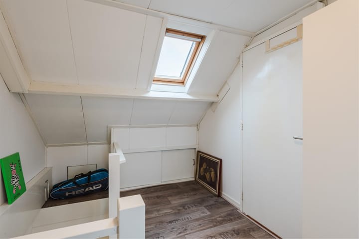 Photo 28 of Van Goghstraat 1