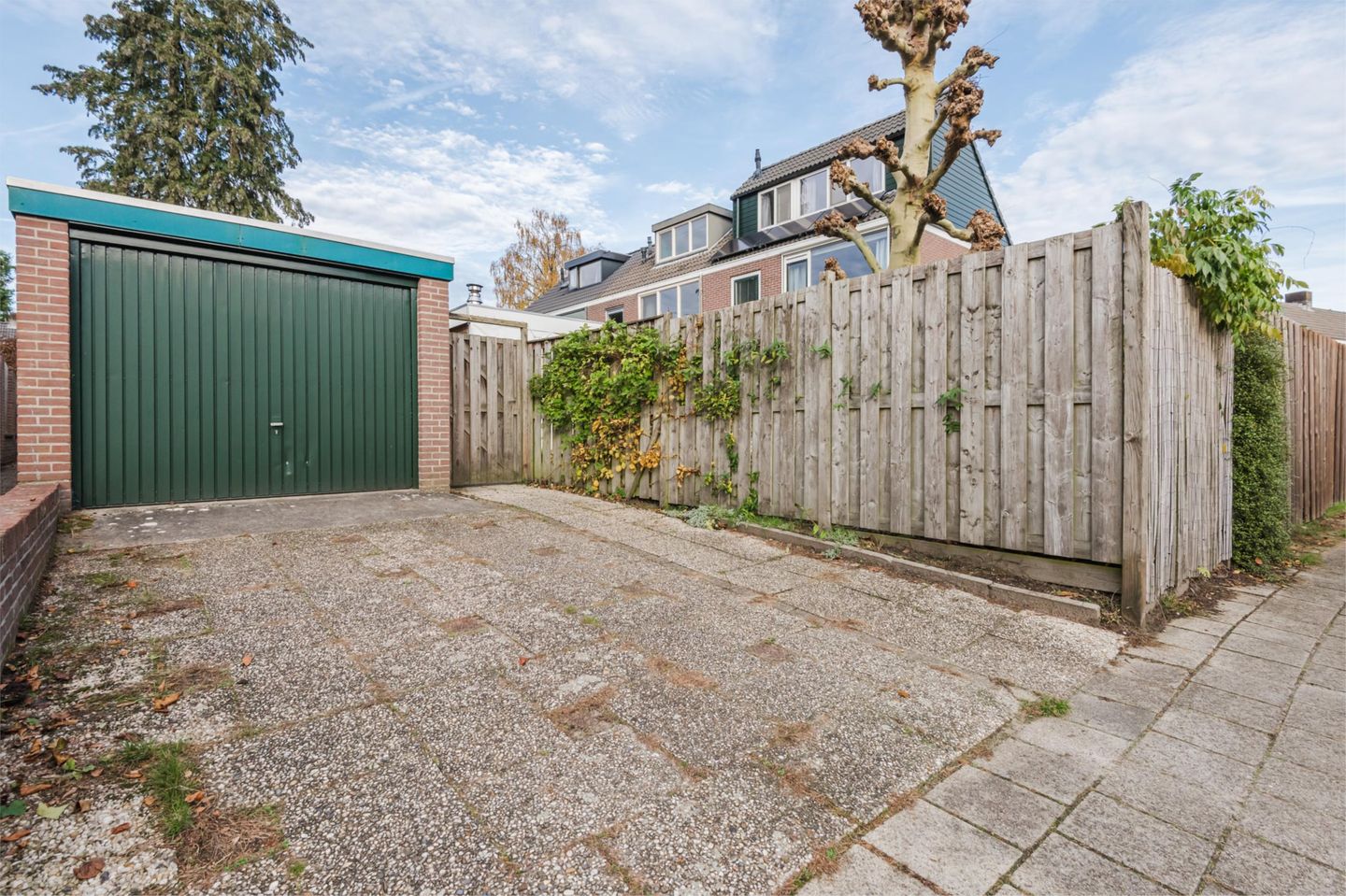 Photo 49 of Van Goghstraat 1