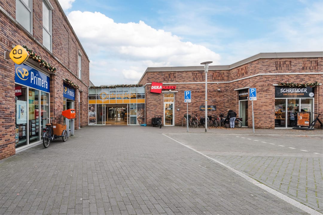 Photo 53 of Van Goghstraat 1