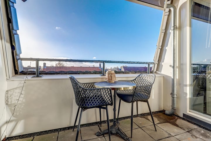 Photo 22 of Burgemeester Magneestraat 65-E