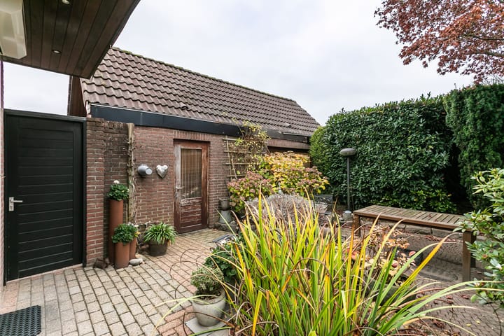 Photo 27 of Jonker Cluttstraat 33