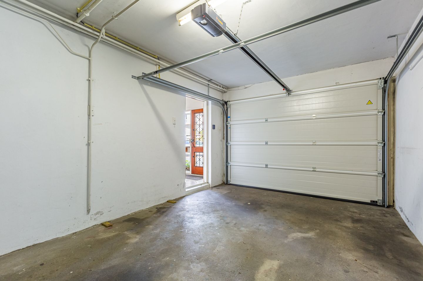 Photo 29 of Straat van Messina 13