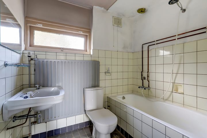 Photo 17 of Bisschop Schrijnenstraat 18