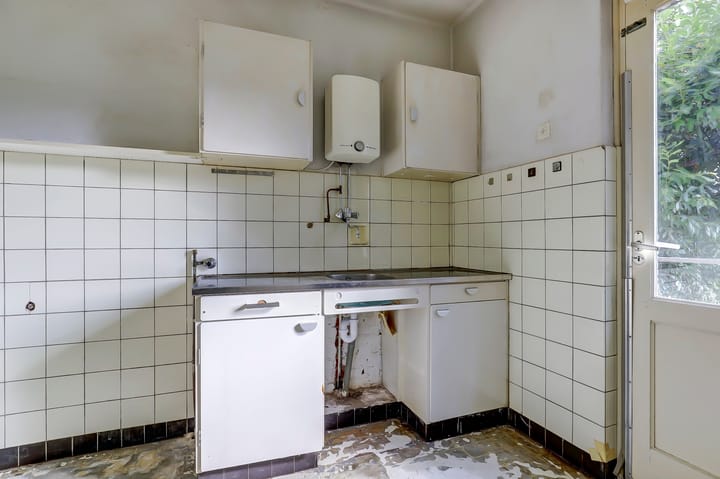 Photo 11 of Bisschop Schrijnenstraat 18