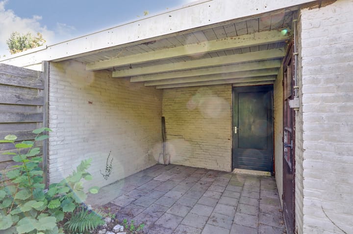 Photo 28 of Bisschop Schrijnenstraat 18