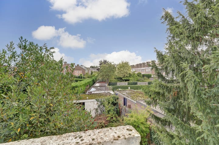 Photo 29 of Bisschop Schrijnenstraat 18