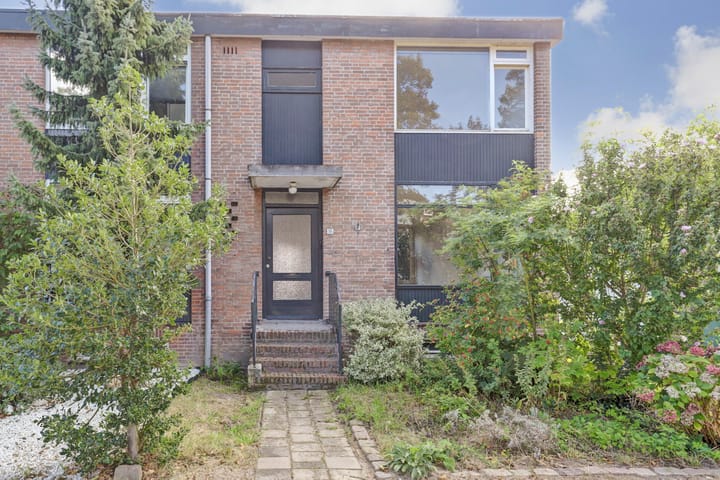 Photo 31 of Bisschop Schrijnenstraat 18