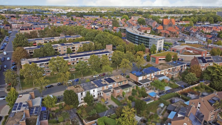 Photo 34 of Bisschop Schrijnenstraat 18