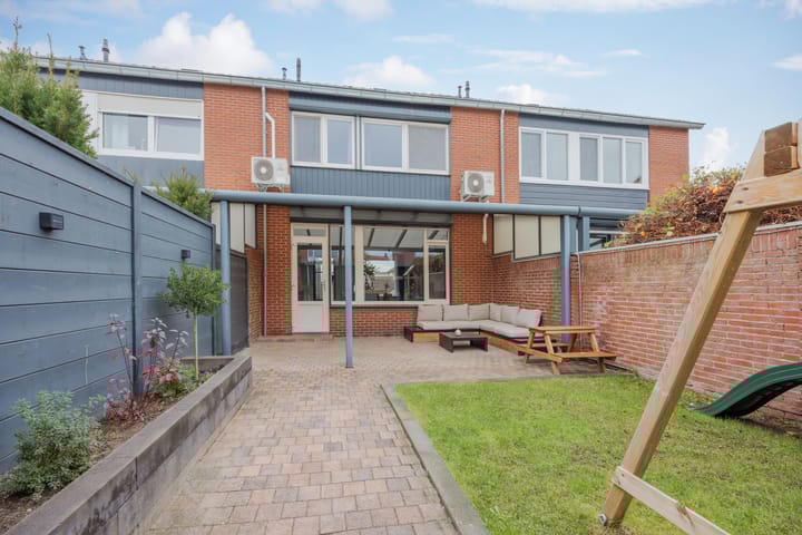 Foto 32 van van Goghstraat 13