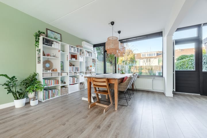 Photo 12 of Plantage 169