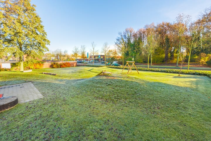 Photo 4 of Plantage 169