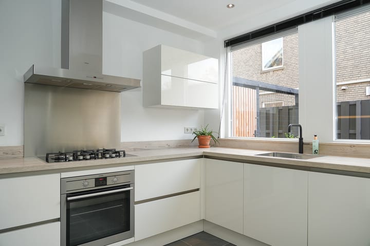 Photo 16 of Esscheweg 34