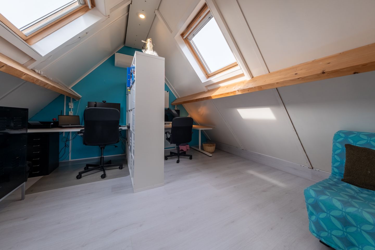 Photo 34 of Waterman 18