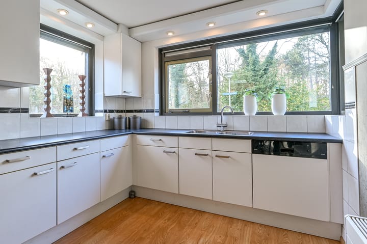 Photo 20 of Driehuizerkerkweg 234