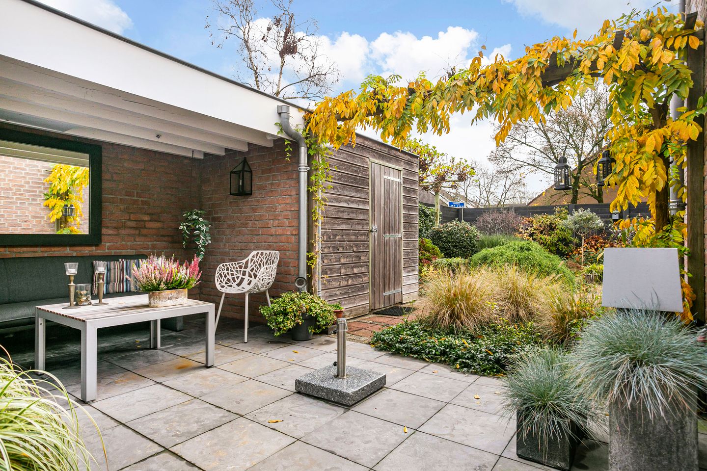 Photo 4 of Valkenier 1