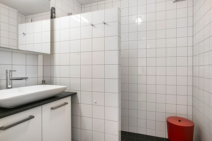 Photo 19 of Valkenier 1