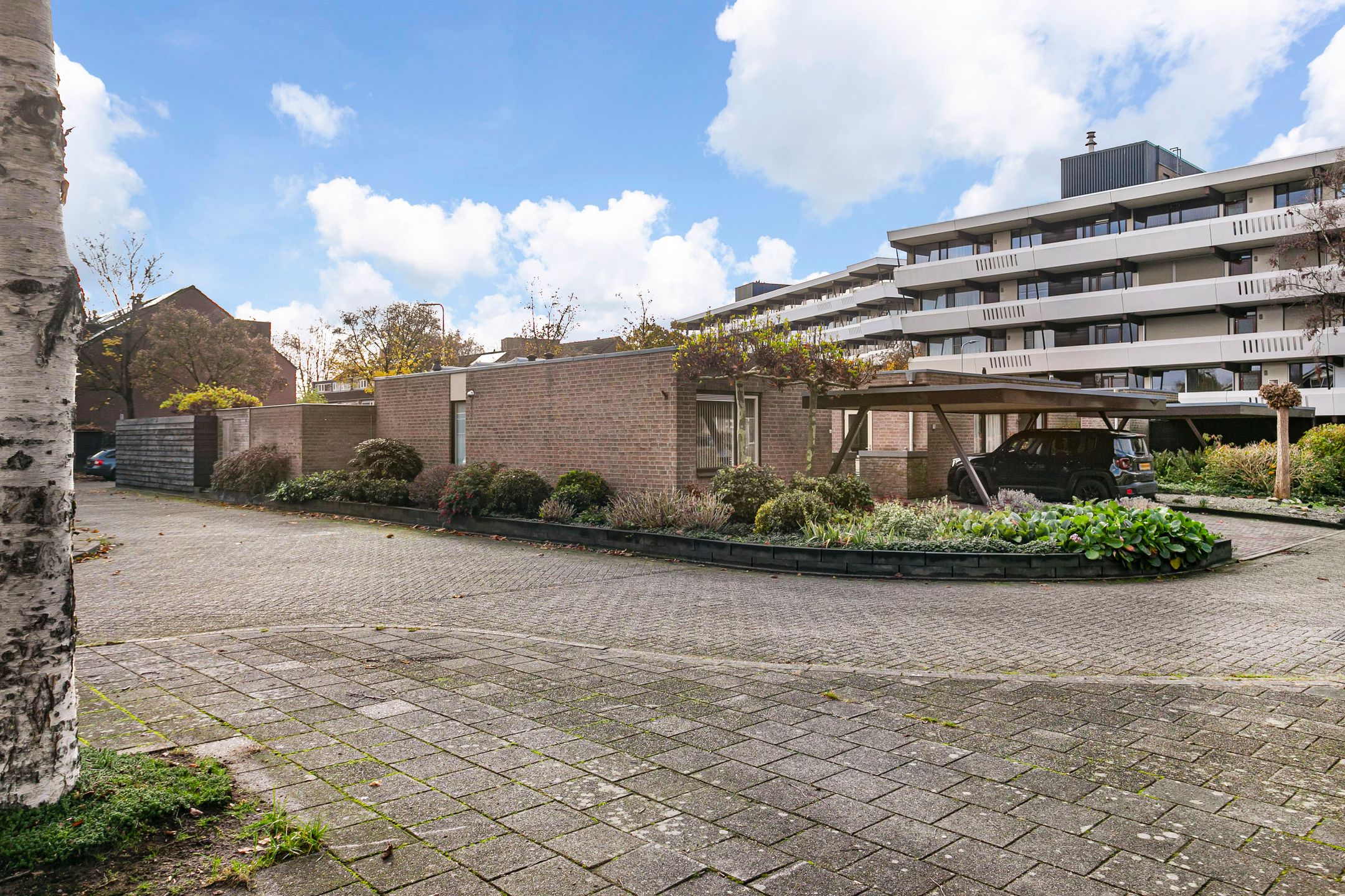 Photo 30 of Valkenier 1