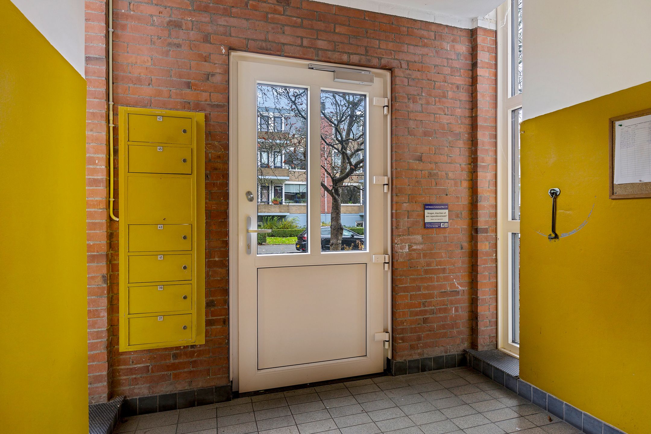 Foto 30 van Madame Curiestraat 43