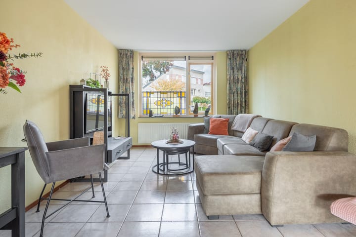 Photo 6 of Van Breugelplantsoen 40