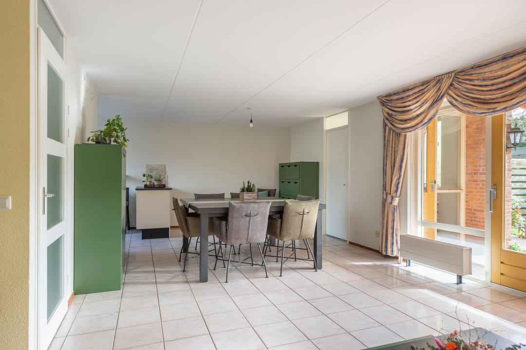 Foto 8 van Van Breugelplantsoen 40