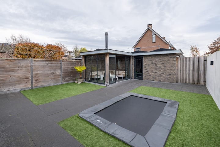 Foto 43 van Van Zuijlen van Nieveltlaan 3