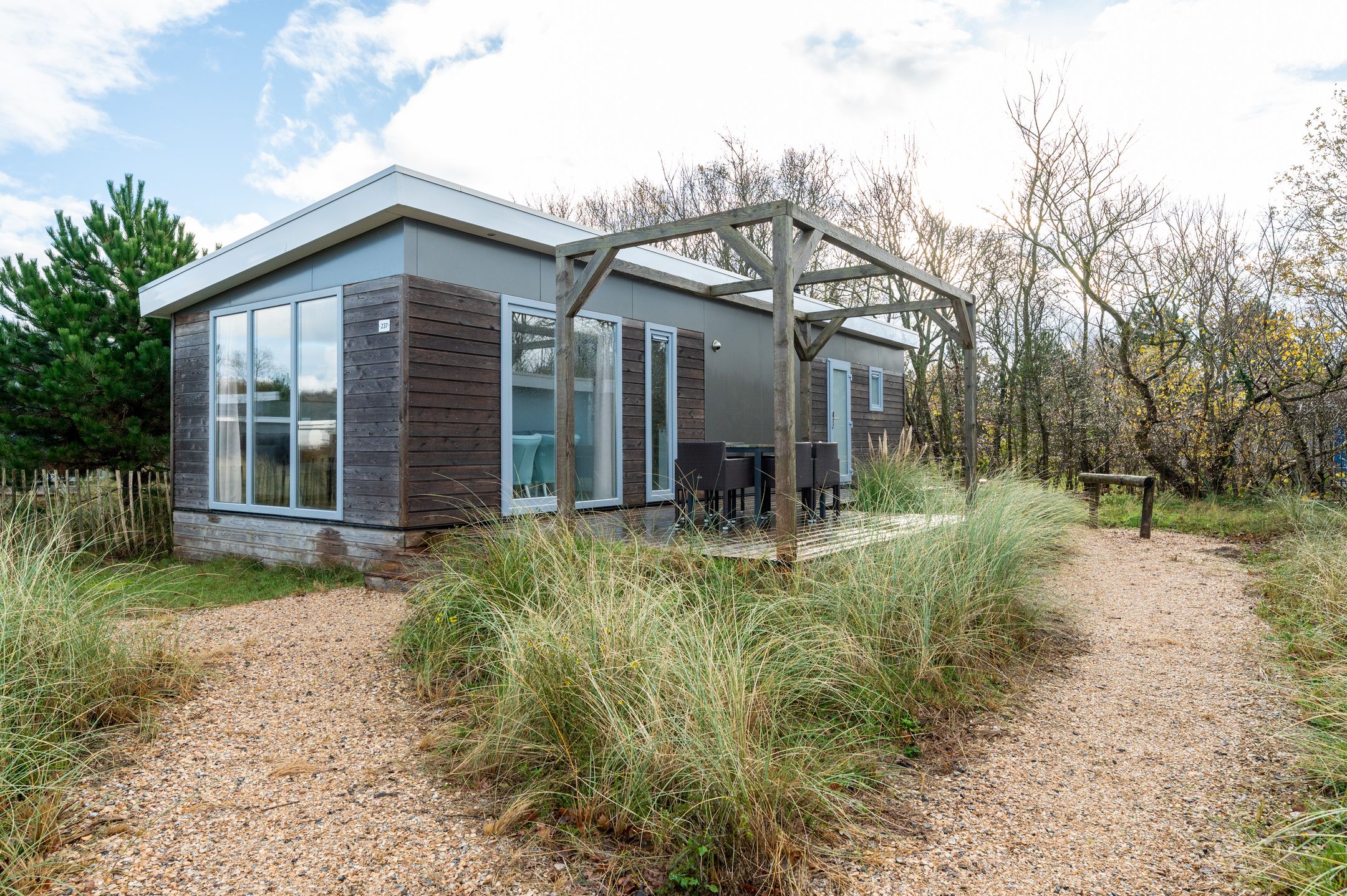 3-bedroom freehold villa in Hollum — photo 3 of 5