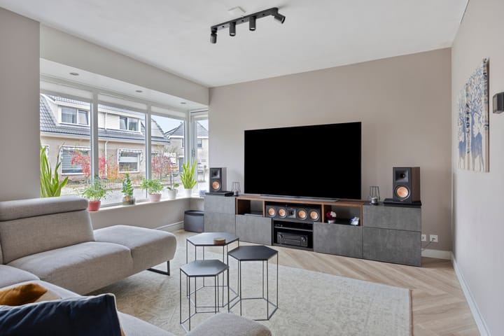 Photo 9 of Duifkruid 45