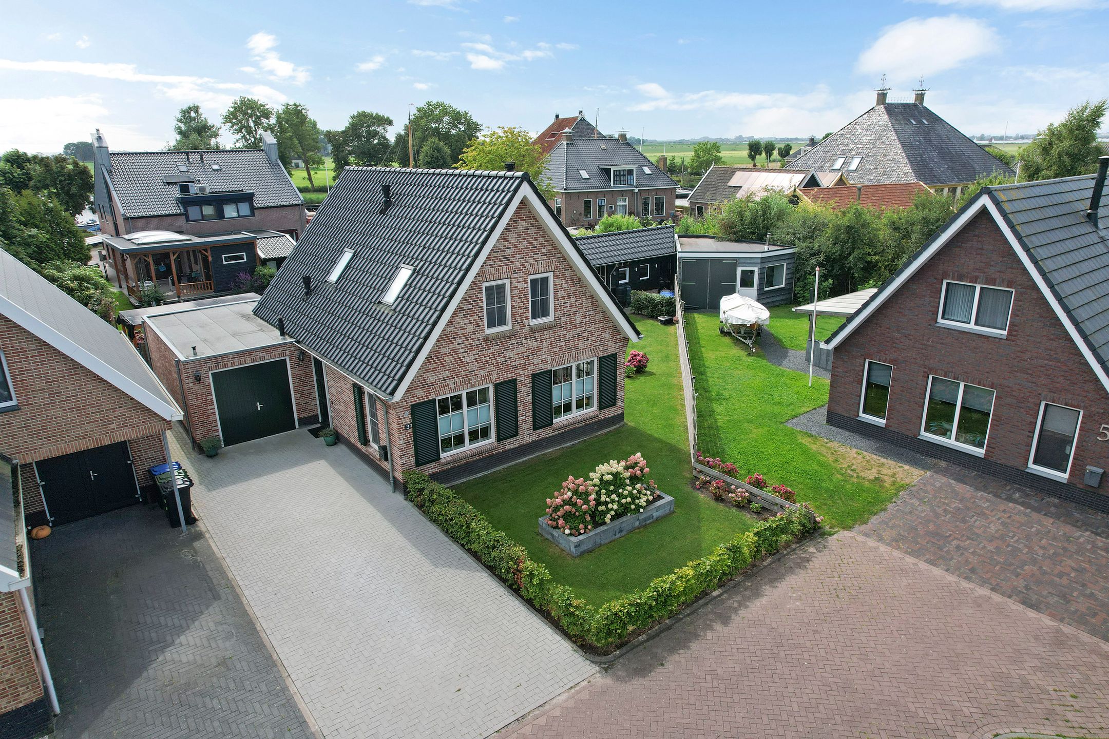 Foto 42 van De Pôle 3