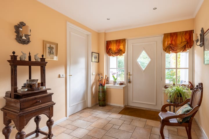 Photo 29 of Middenweg 1