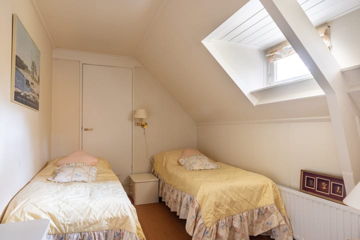 Photo 60 of Middenweg 1