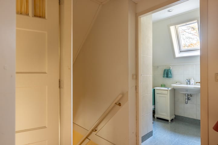 Photo 61 of Middenweg 1