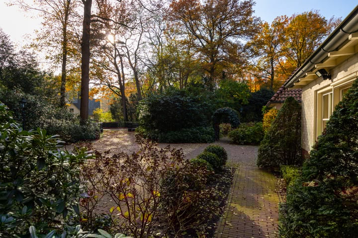 Photo 90 of Middenweg 1