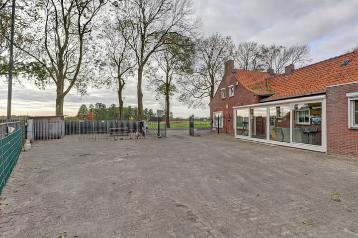 Foto 28 van Overloonseweg 30