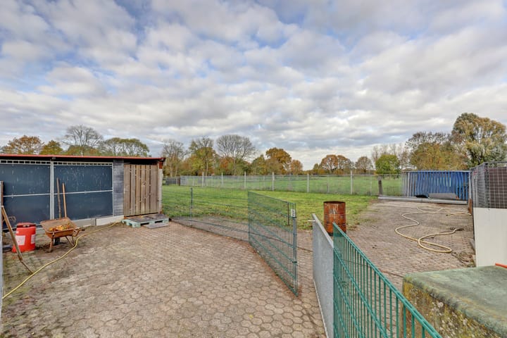 Foto 35 van Overloonseweg 30