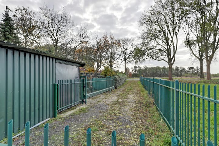 Foto 38 van Overloonseweg 30