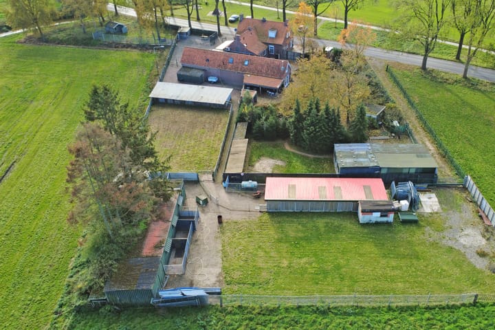 Foto 44 van Overloonseweg 30