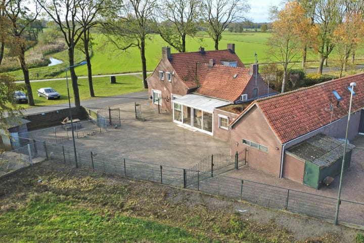 Foto 45 van Overloonseweg 30