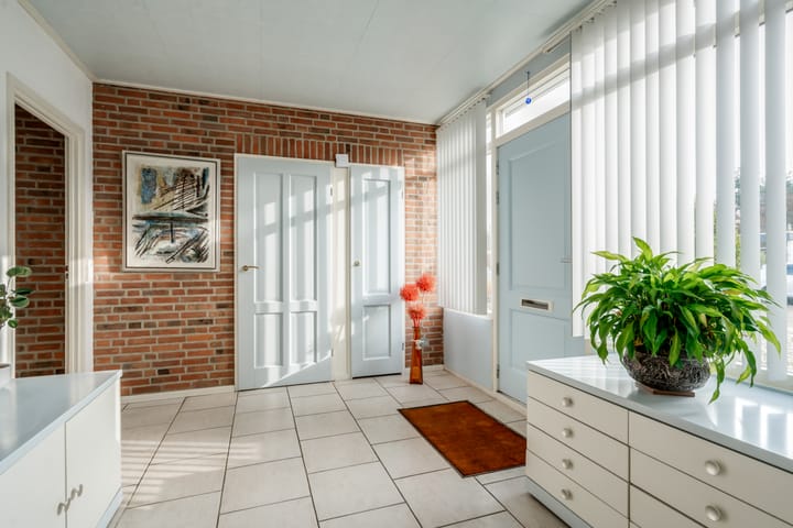 Photo 22 of Albert Schweitzerplantsoen 11