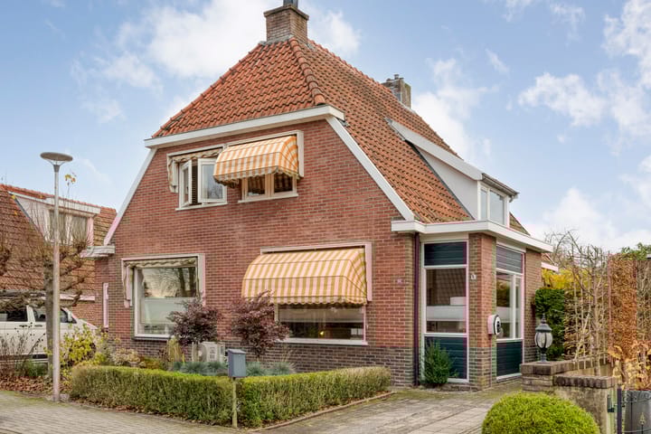 Emmastraat 13
