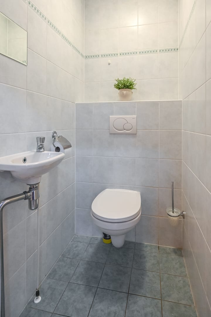 Foto 12 van Lijnbaanstraat 19