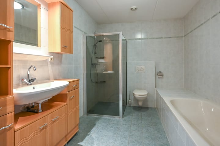 Foto 19 van Lijnbaanstraat 19