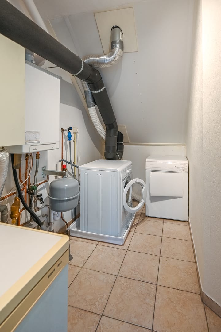 Foto 30 van Lijnbaanstraat 19