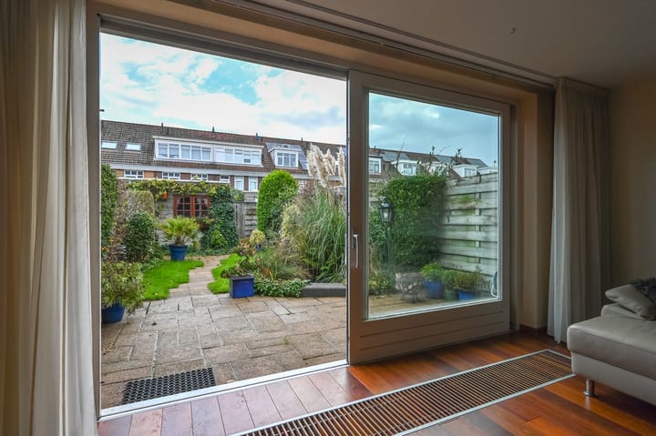 Foto 34 van Lijnbaanstraat 19