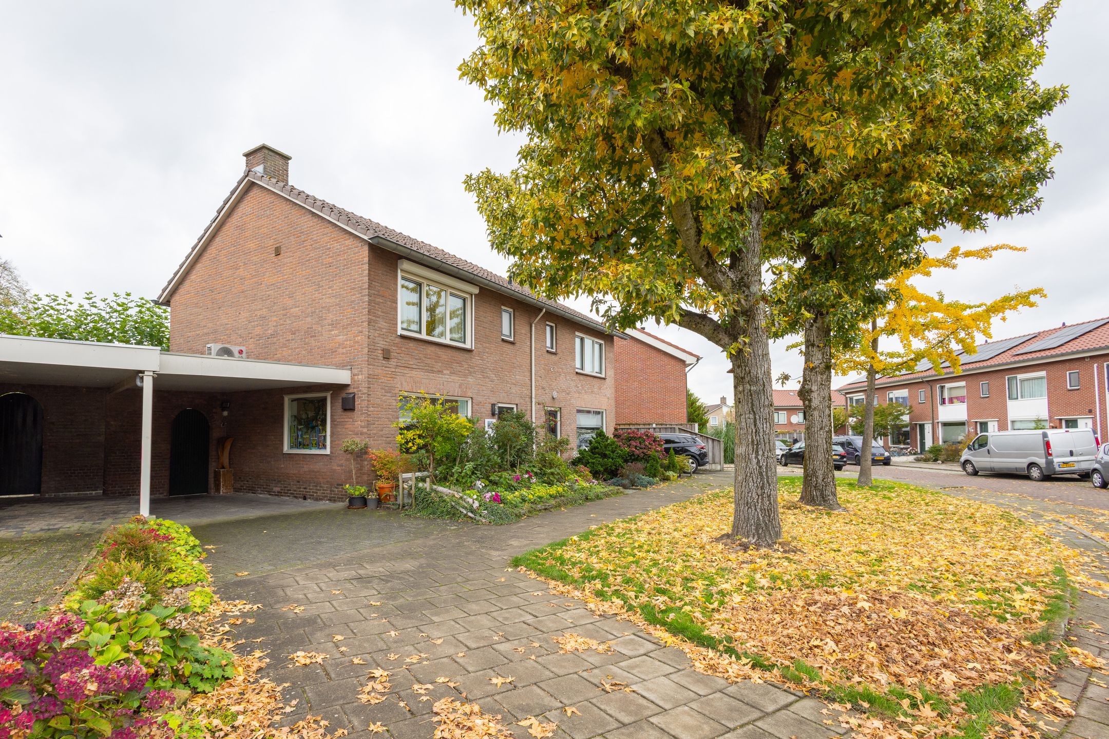 Foto 39 van Burgemeester Eekhoutstraat 20