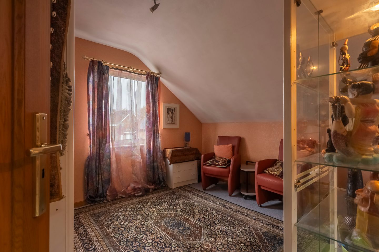 Foto 19 van Spoorstraat 1